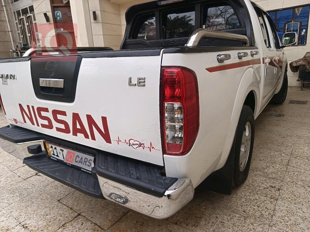 نيسان نافارا